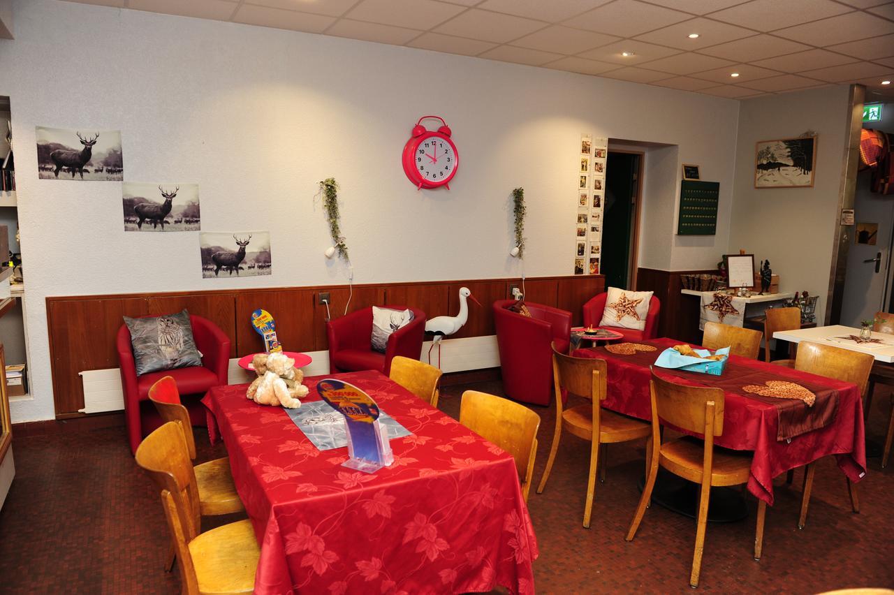 Hotel Restaurant Au Chasseur Orbe Exterior photo
